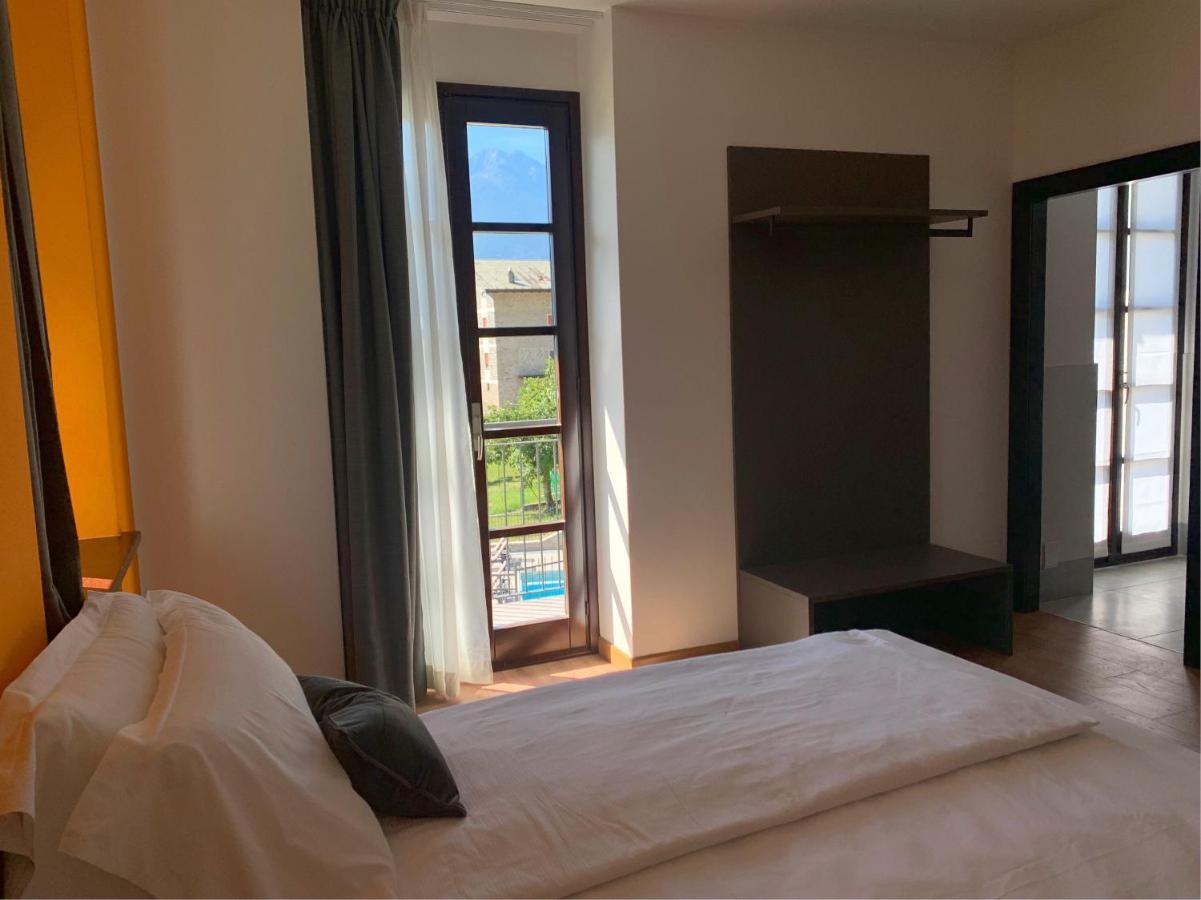Guest House Le Cassandre Sondrio Exterior photo
