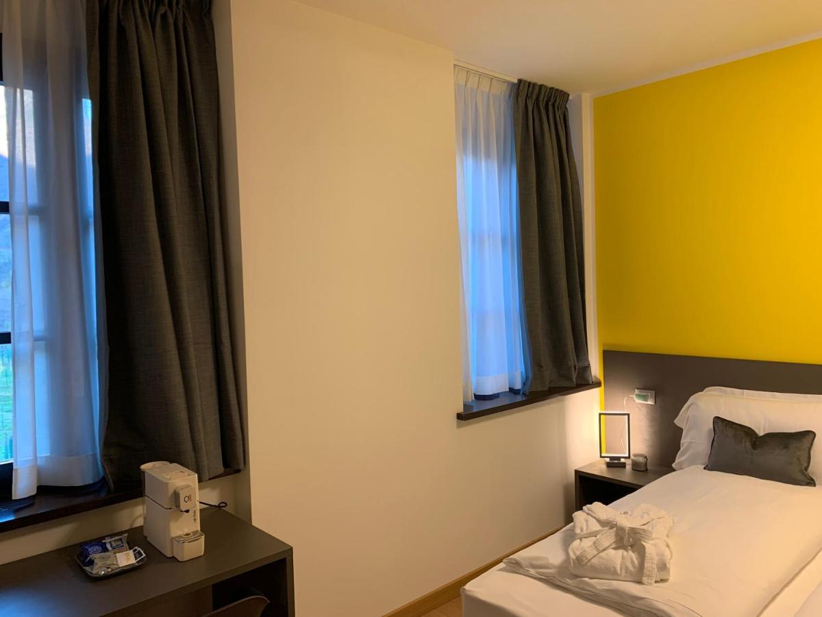 Guest House Le Cassandre Sondrio Exterior photo